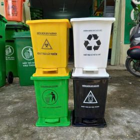 Thùng Rác Y Tế 15 Lít Có Chân Đạp